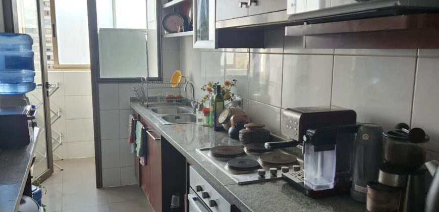 Departamento ÑUÑOA, Luminoso a pasos del metro Chile España c/Estacionamiento y Bodega