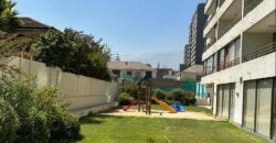 Departamento ÑUÑOA, Luminoso a pasos del metro Chile España c/Estacionamiento y Bodega