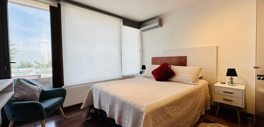Hermosa casa en Liquido por viaje. Con vista la valle de la ciudad de Santiago